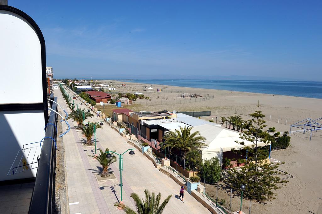 B&B Bellavista Margherita Di Savoia Buitenkant foto